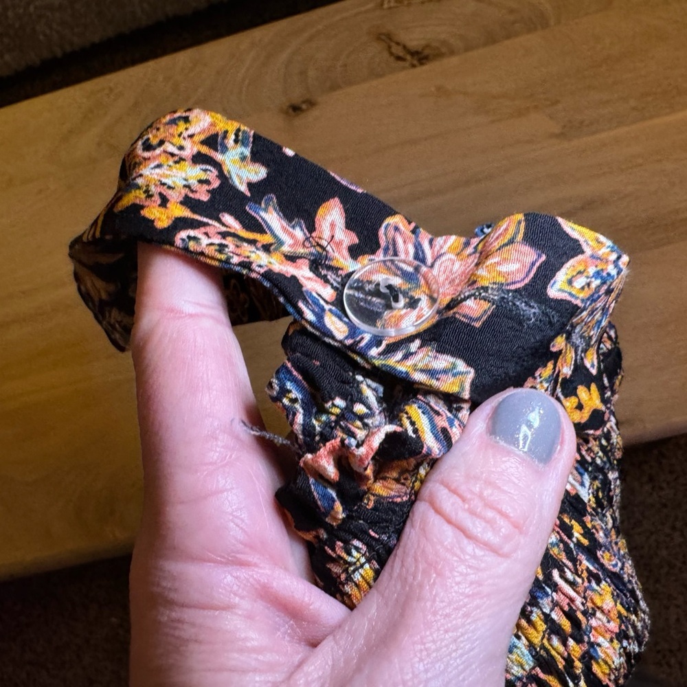 Evereve Black and Cream Floral Print Jumpsuit - Picture 7 of 7